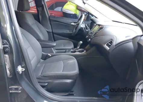 2018 Chevrolet Cruze Lt Auto из США, поврежденный, VIN 1G1BE5SM3J7111943